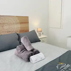 https://estudio-jimena-burriana-en-el-centro-de-nerja.1costadelsol.com